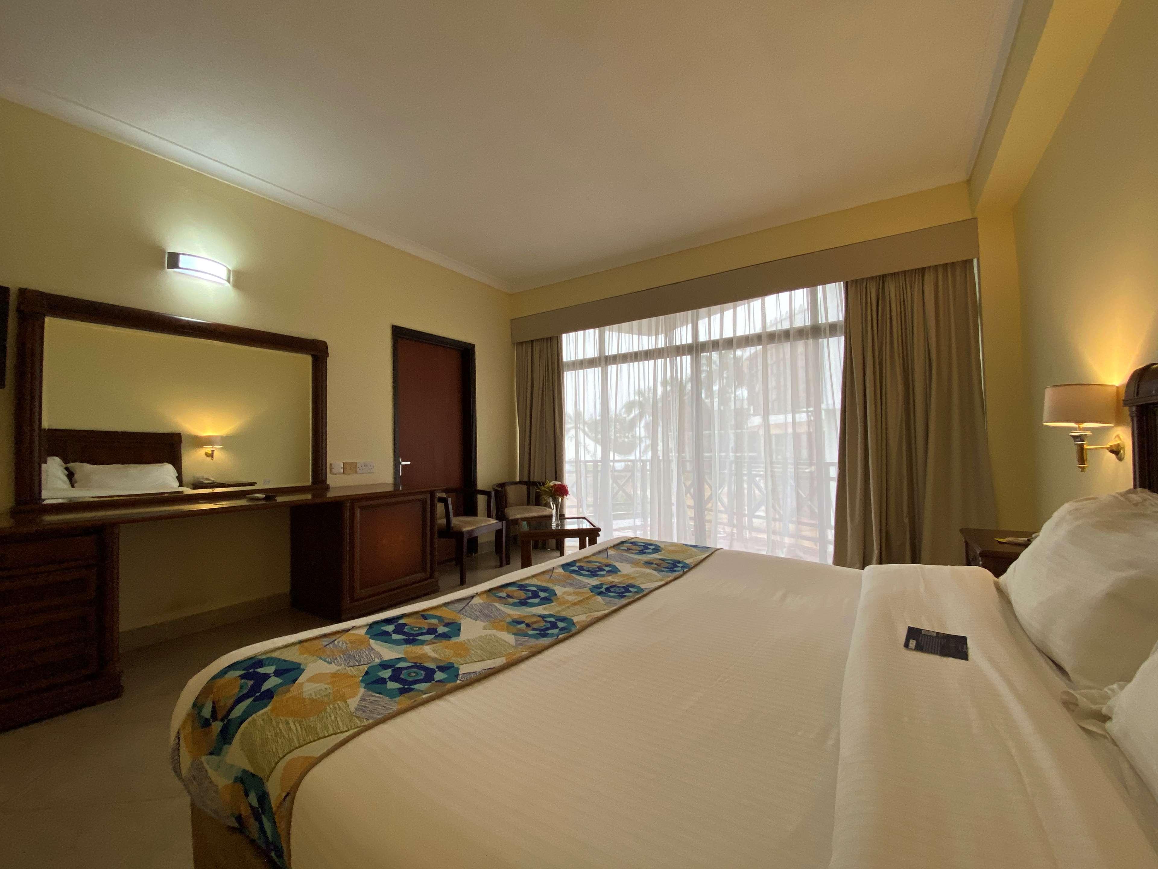 Hotel Golden Tulip Dar Es Salaam Zewnętrze zdjęcie