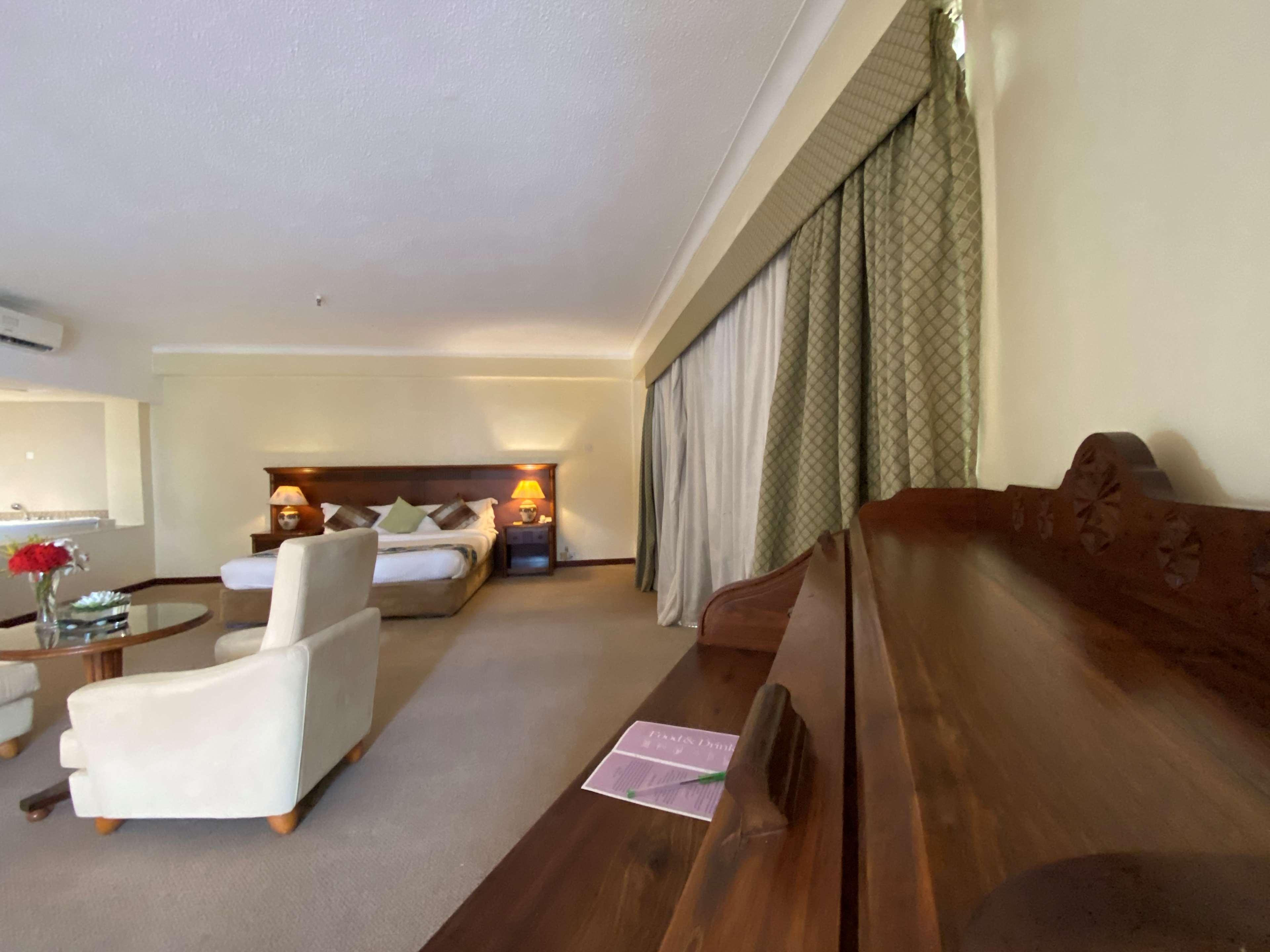 Hotel Golden Tulip Dar Es Salaam Zewnętrze zdjęcie