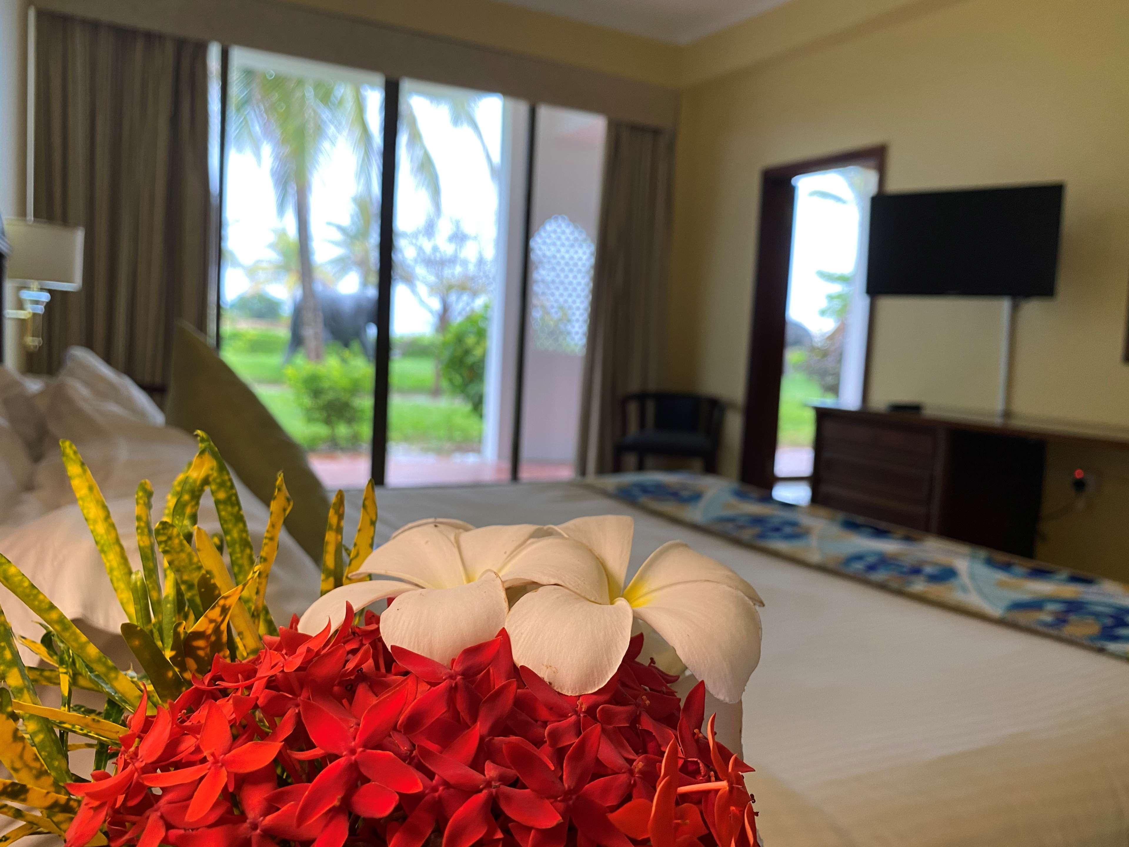 Hotel Golden Tulip Dar Es Salaam Zewnętrze zdjęcie