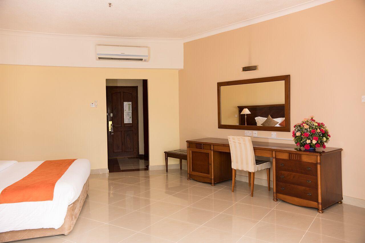 Hotel Golden Tulip Dar Es Salaam Zewnętrze zdjęcie